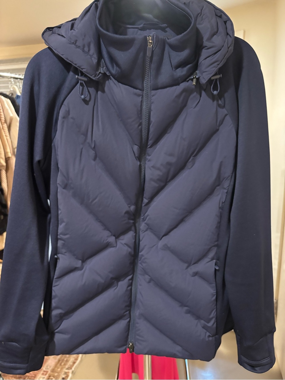 Athleta Women’s Navy Quilted Puffer Jacket with Detachable Hood